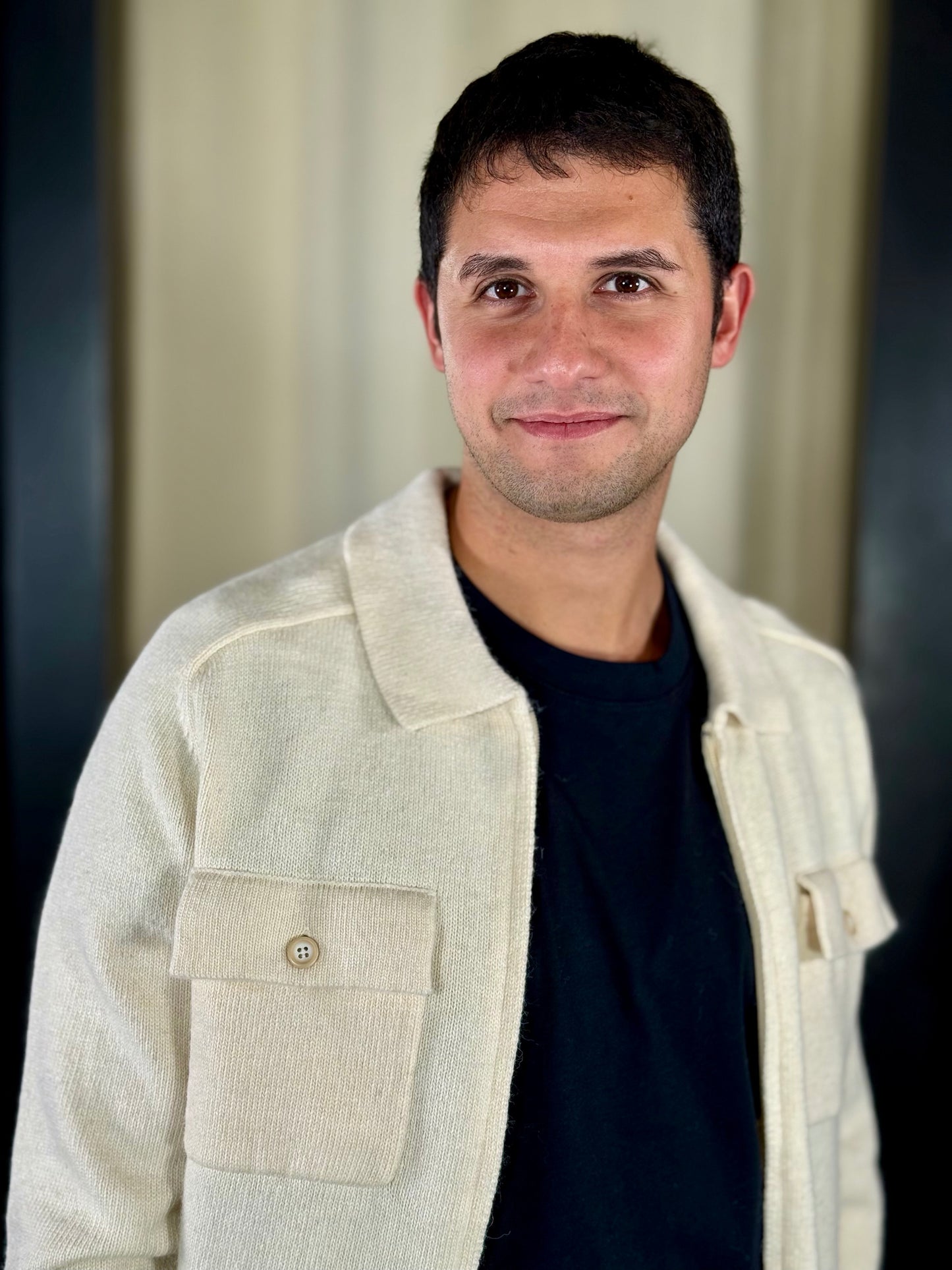 Cardigan con zip e tasche applicate panna 2327