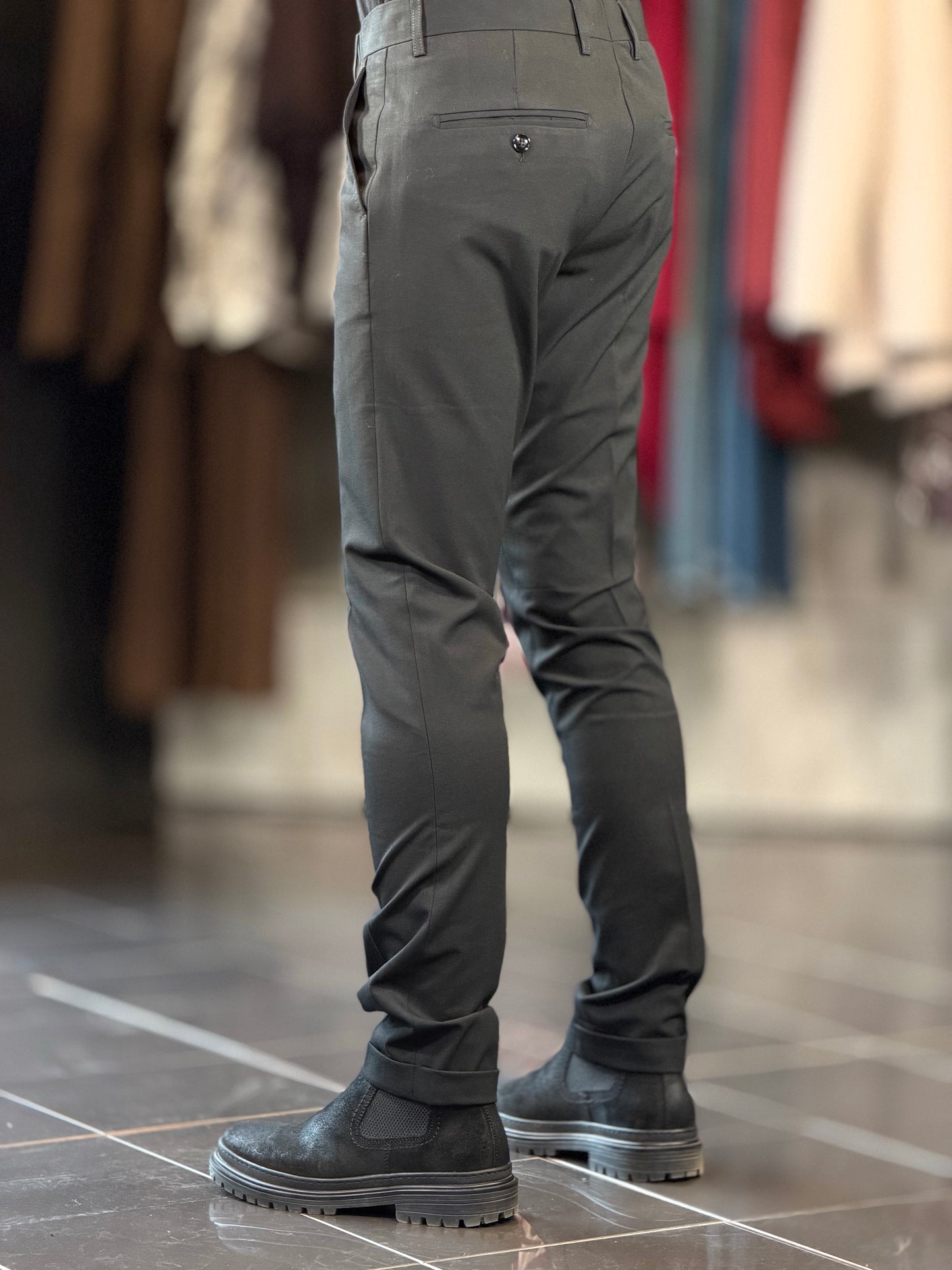 Pantalone classico nero Slim 2485