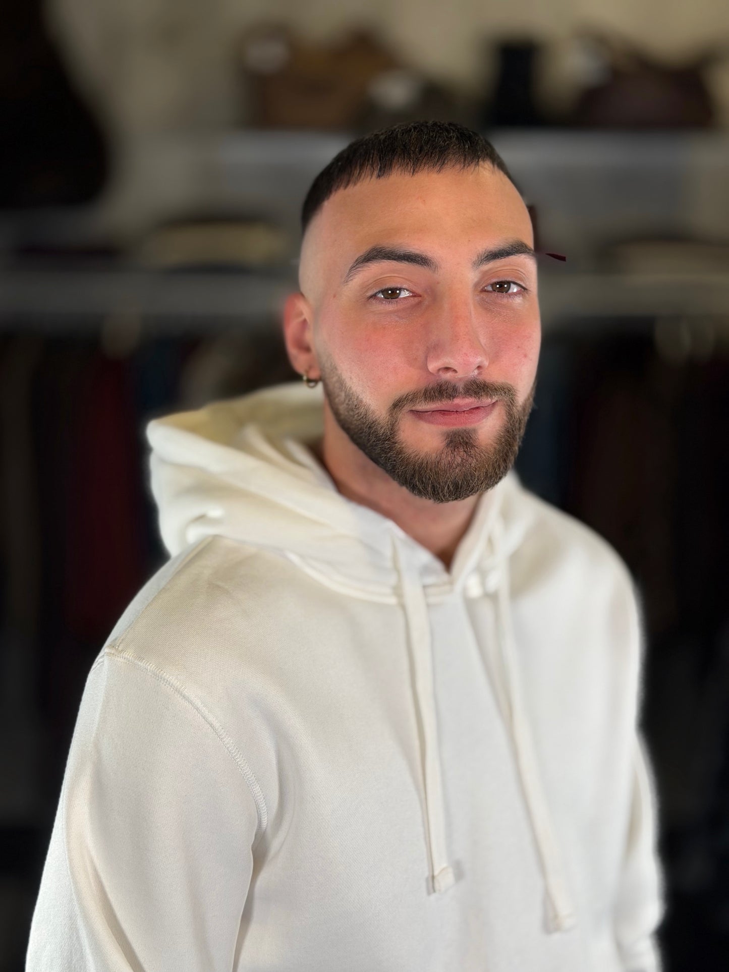 Felpa basica con cappuccio bianca 2523