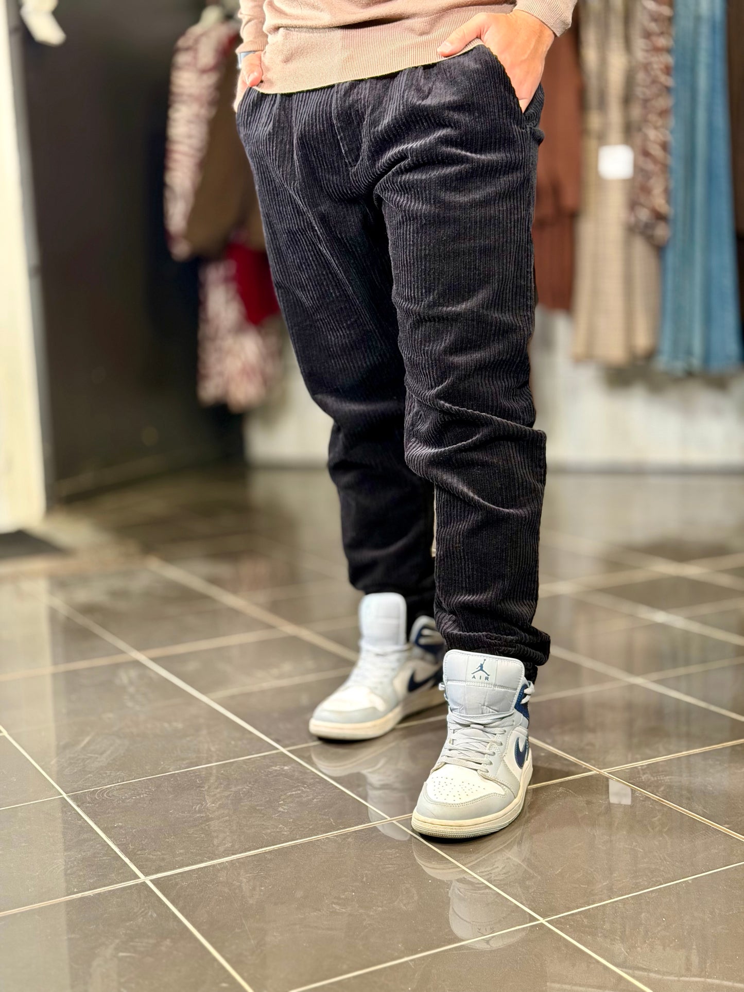 Pantalone velluto a coste nero 2318