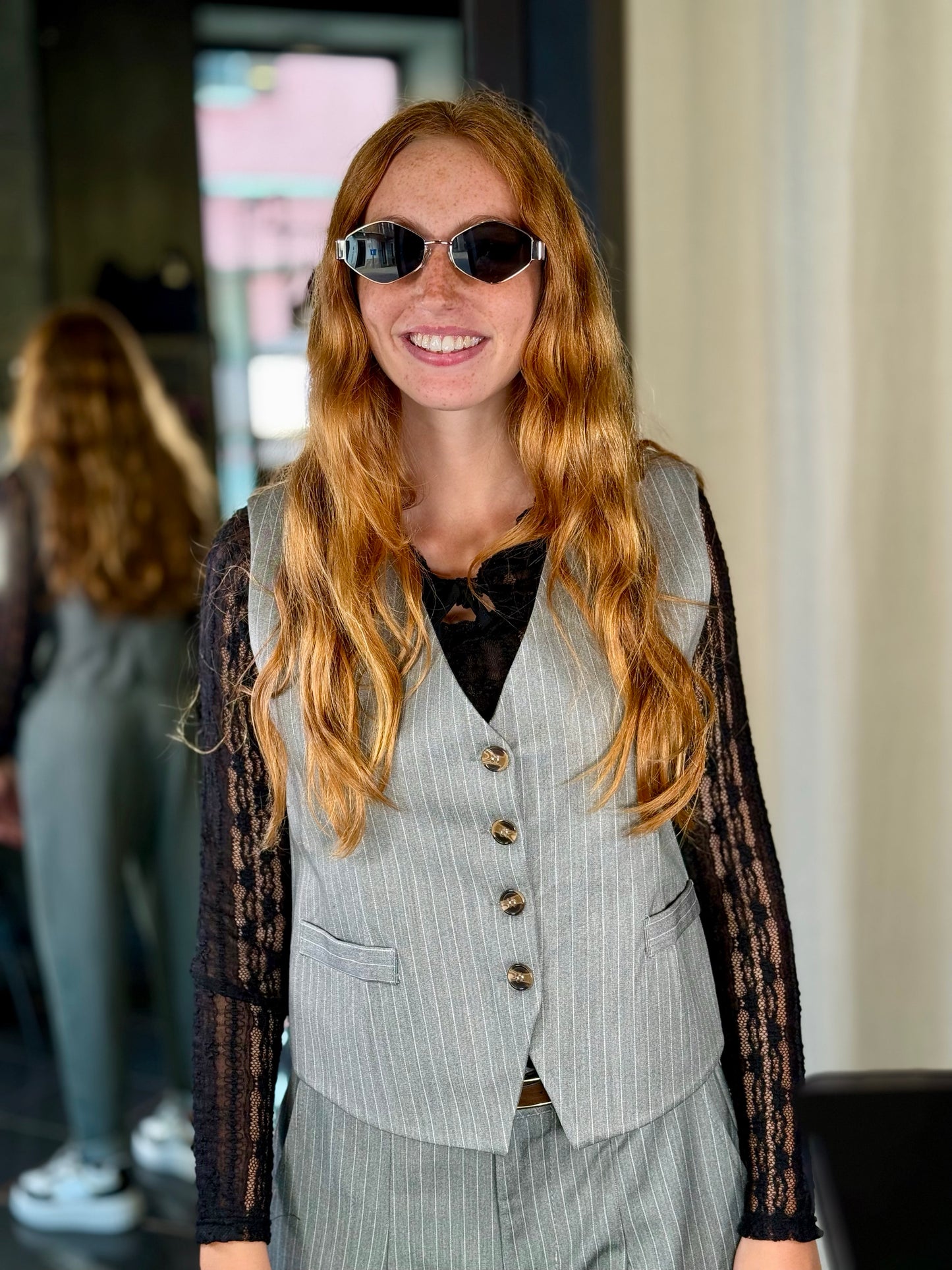 Gilet gessato grigio in taglia unica 2209