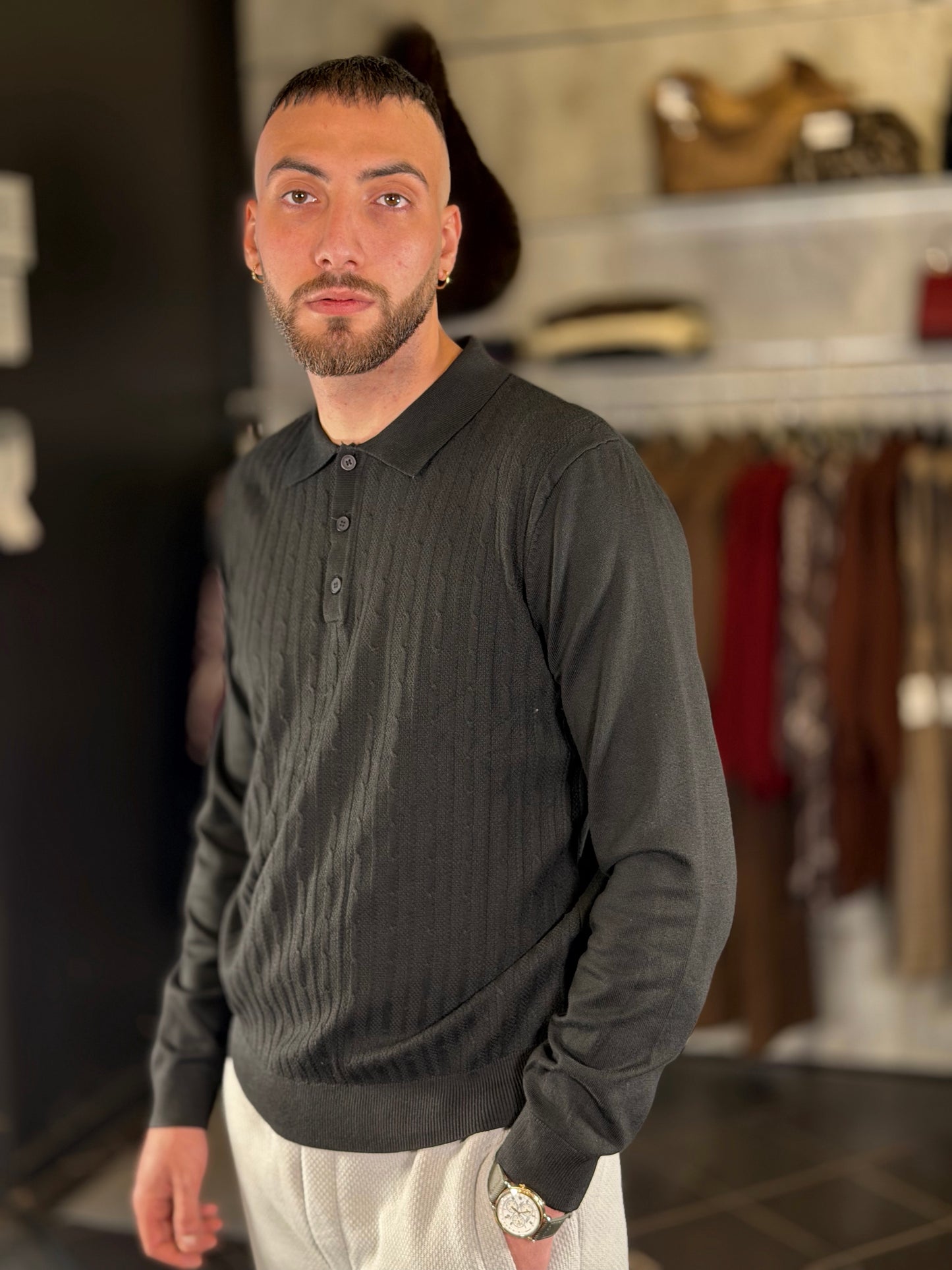 Polo in maglia con trama tono su tono nera 2479