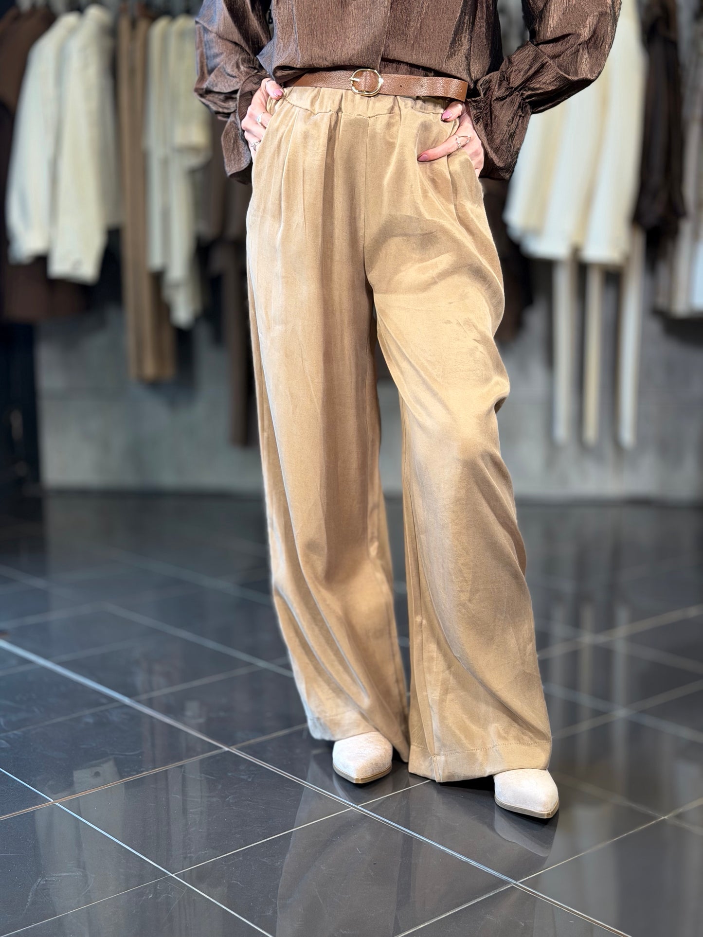 Pantalone beige a palazzo con cintura in taglia unica 2162