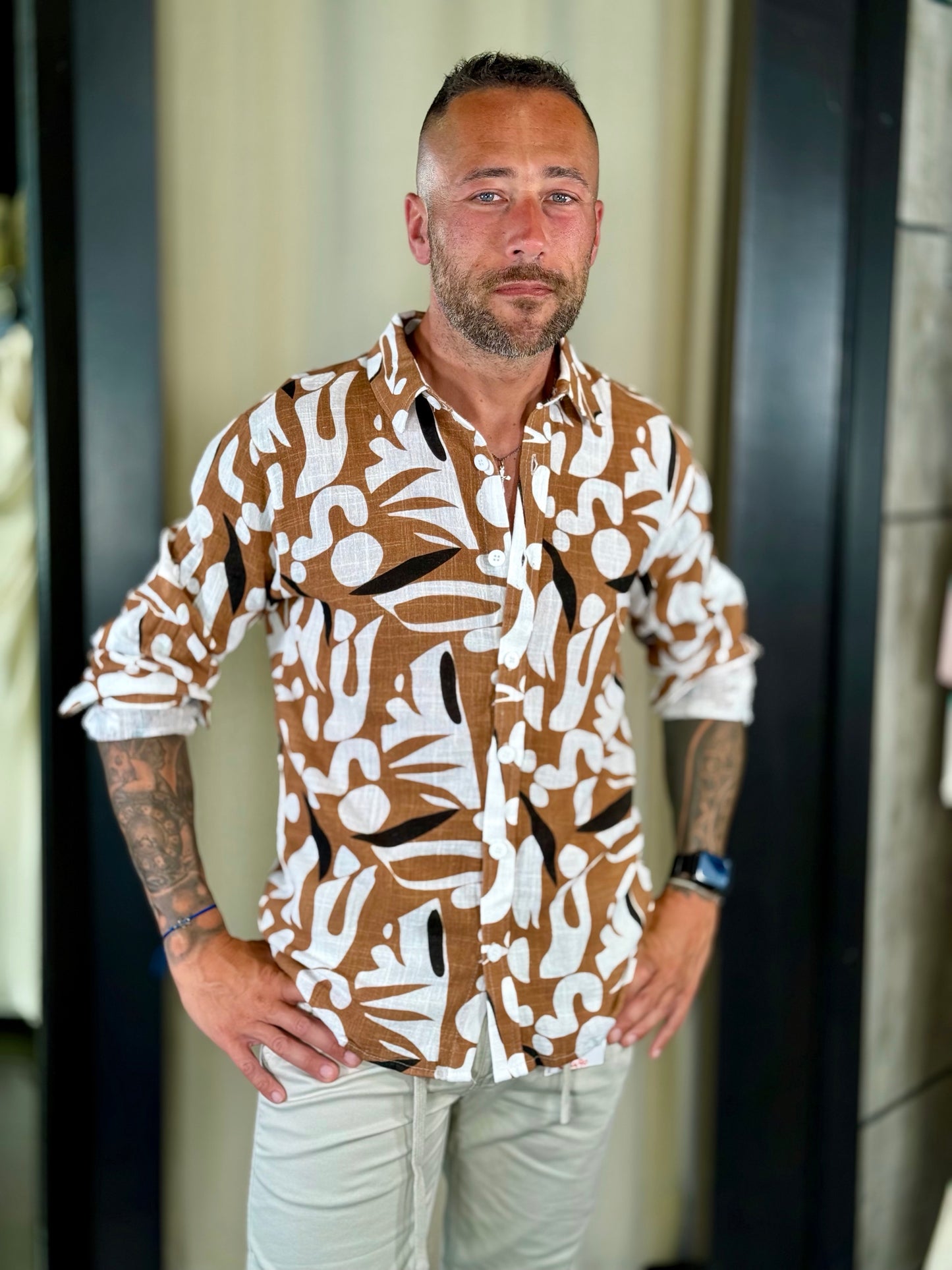 Camicia marrone in fantasia 527