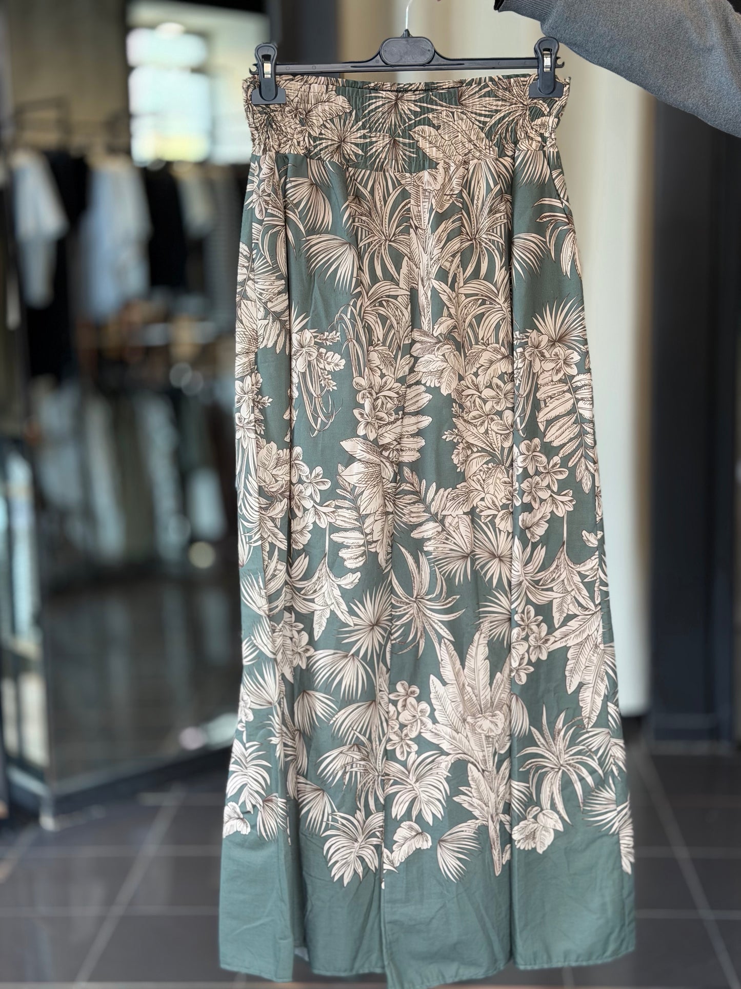 Pantalone a palazzo verde con foliage beige in taglia unica 2532
