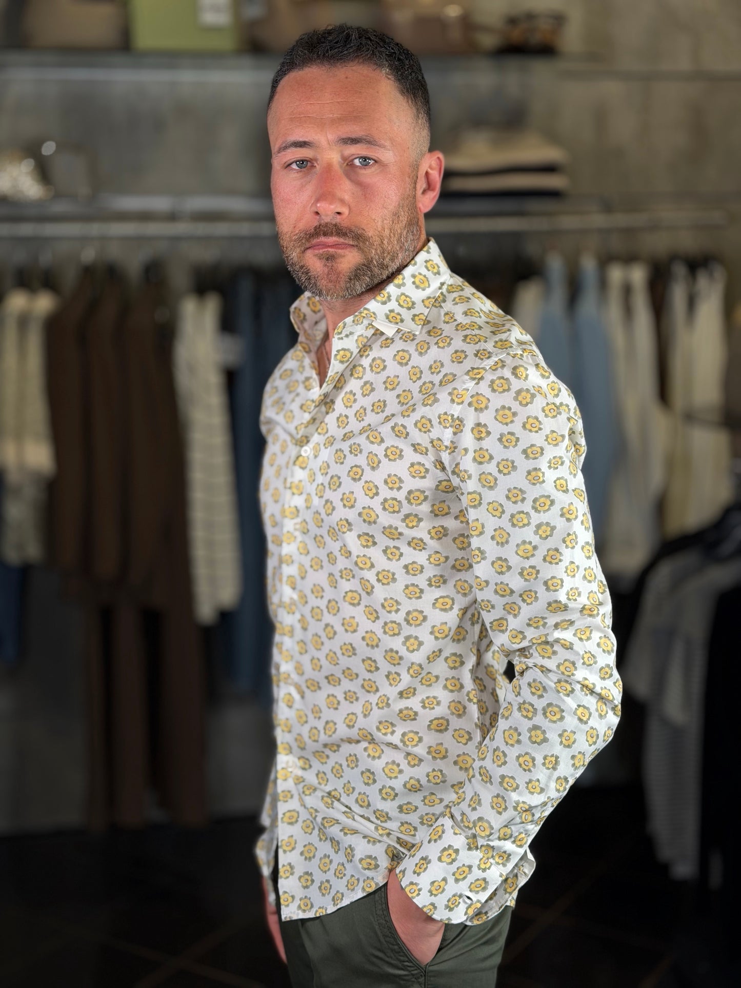 Camicia con fantasia a fiori 2134