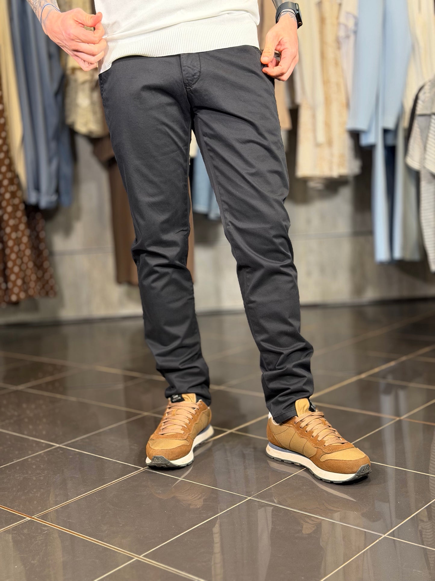 Pantalone Slim nero 2127