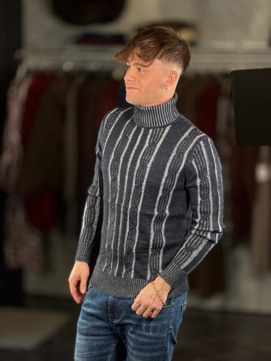 Dolcevita con treccia blu 2506