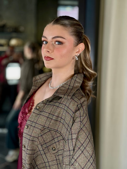 Camicia scozzese marrone aoversize in taglia unica 2001