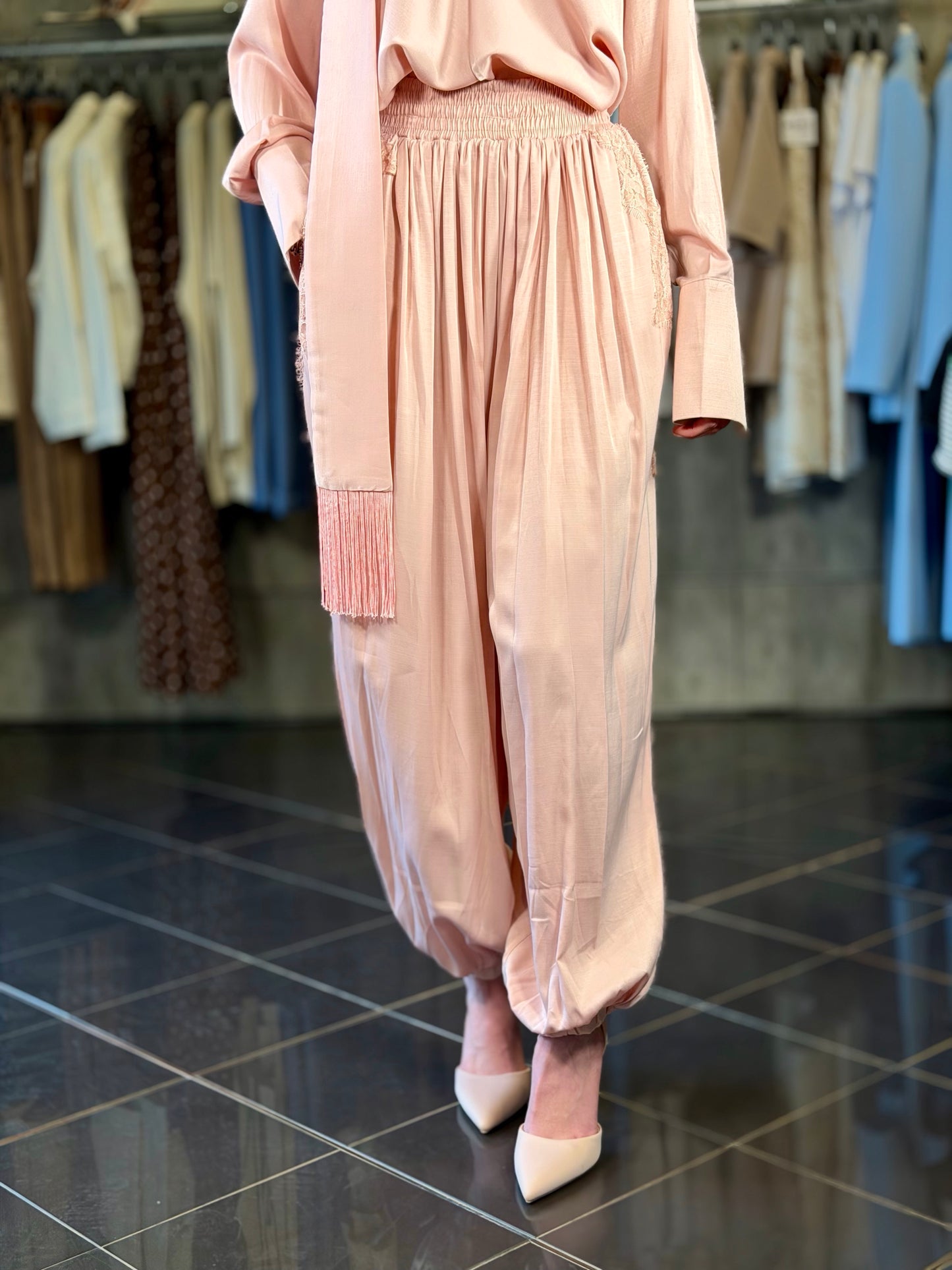 Pantalone a palloncino rosa con elastico in vita rosa in taglia unica 2212