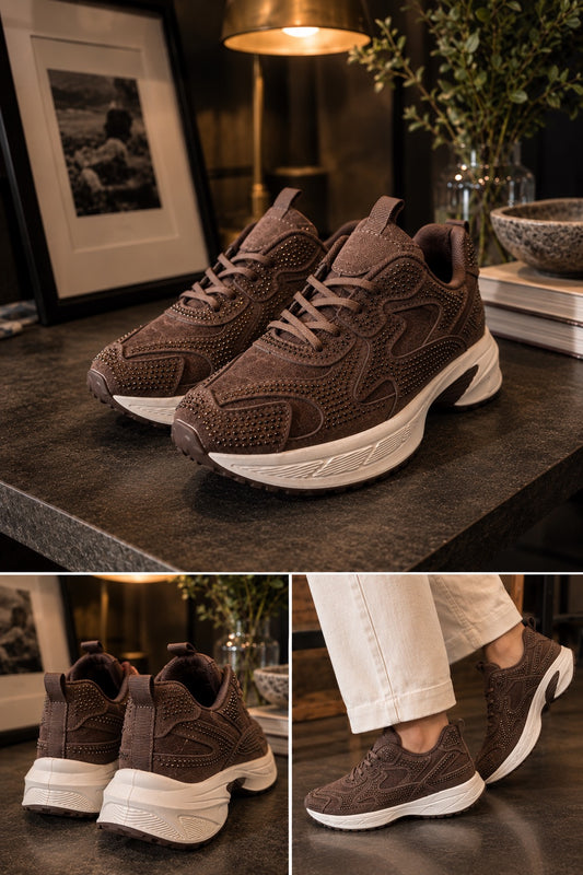 Sneakers in suede marrone con brillantini