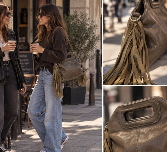 Mini bag in similpelle taupe con frange e tracolla all’interno