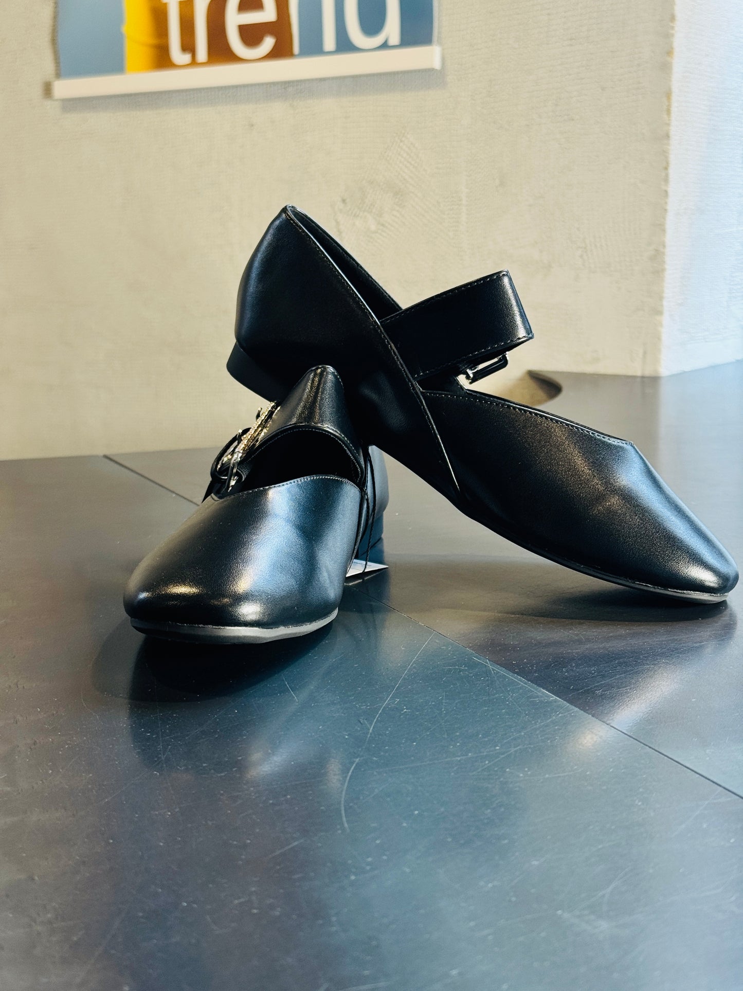 Ballerina cn fibbia in similpelle nera 2863