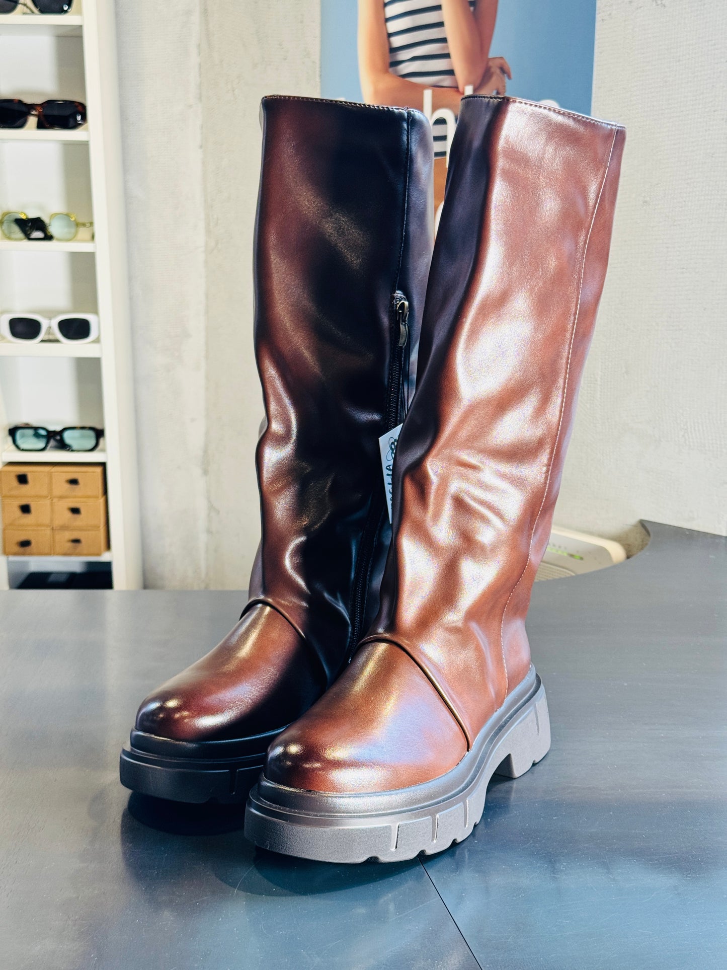 Stivale gamba alta al ginocchio in similpelle marrone 2861