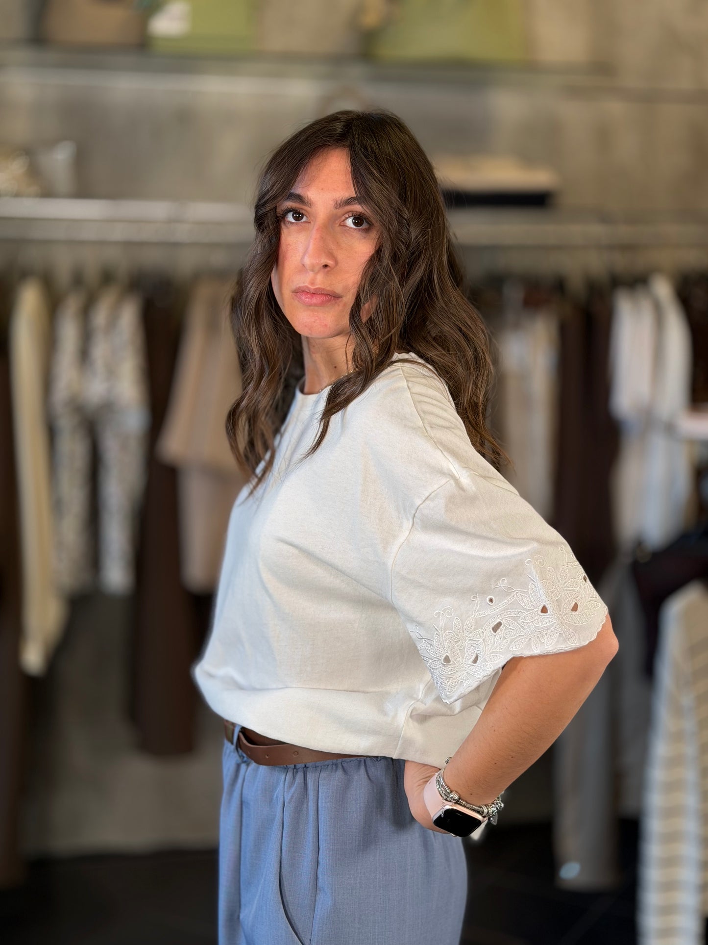 T-shirt quadrata bianca in taglia unica 2261