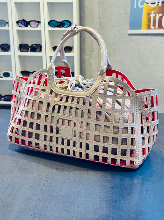 Borsa traforata beige con sacca all’interno 2203