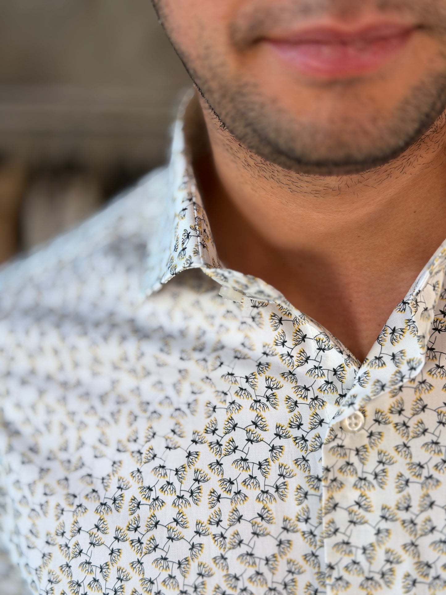Camicia bianca con micro fantasia gialla 2273