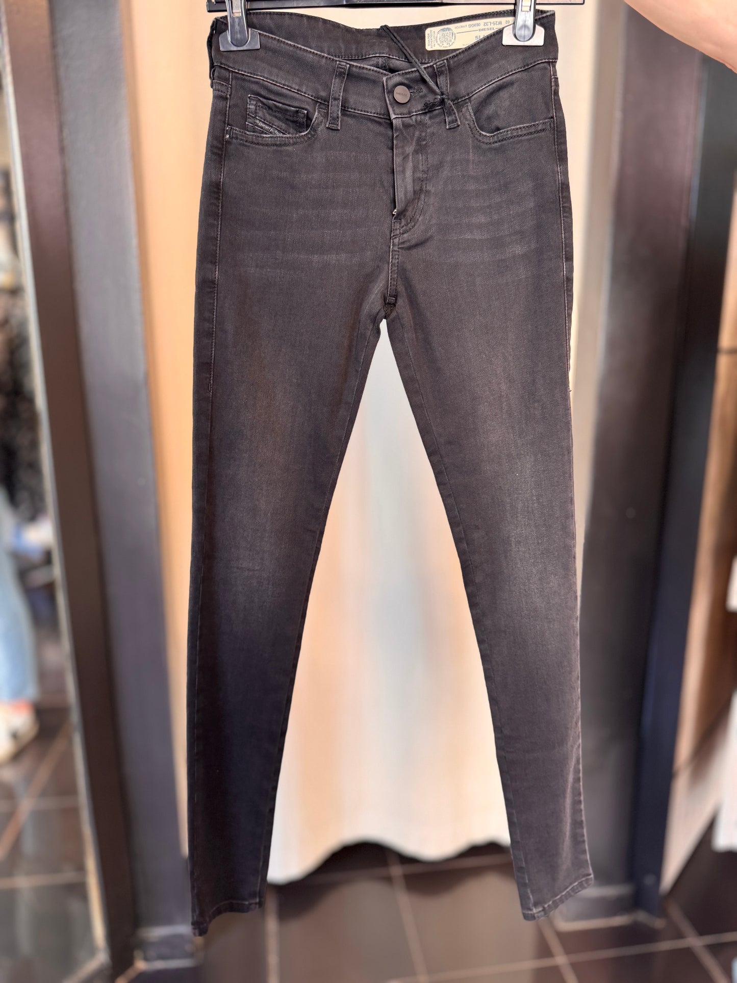 Jeans skinny nero 2669