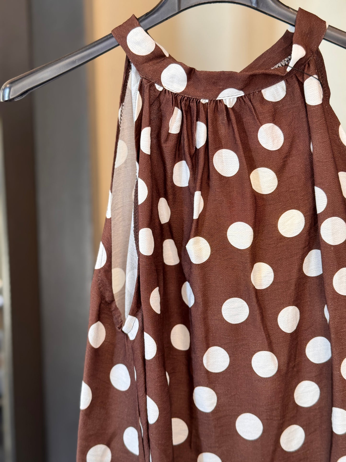 Top scollo all’americana marrone a pois  in taglia unica 2920